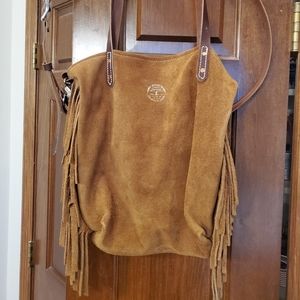 Finns Fickle Goods Gypsy Tote in Suede Coyote